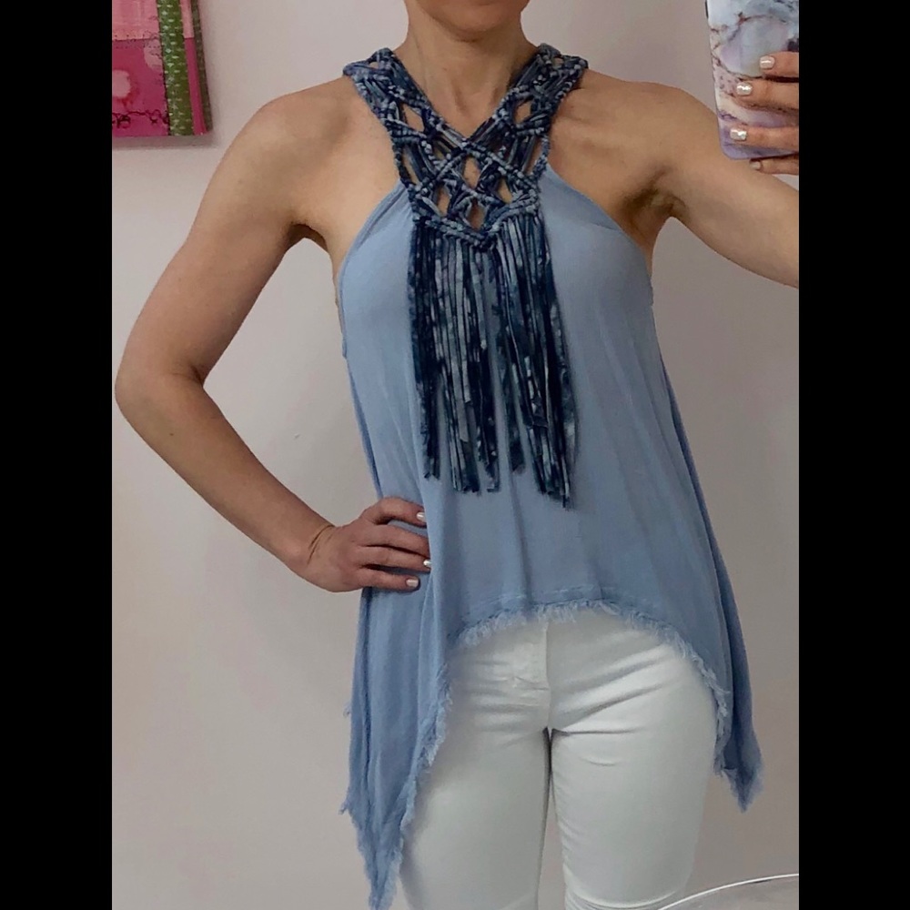 Blush Noir brand top
